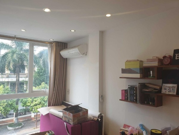 Bán nhà 5 tầng 40m2 phố Hàng Bạc, Hoàn Kiếm, Hà Nội